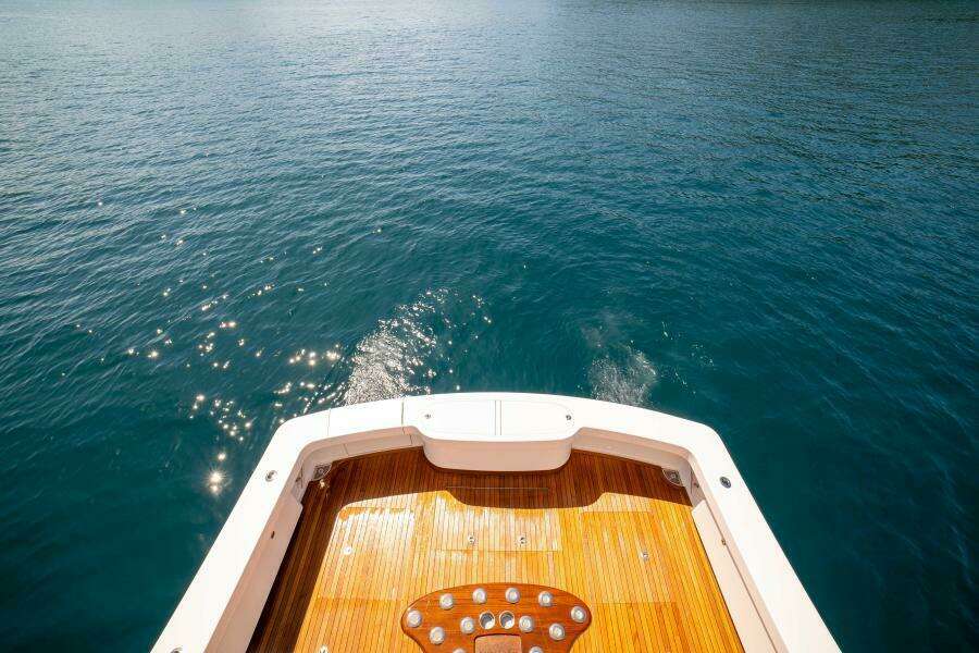 2020 Viking 58 Convertible - Amarula Sun
