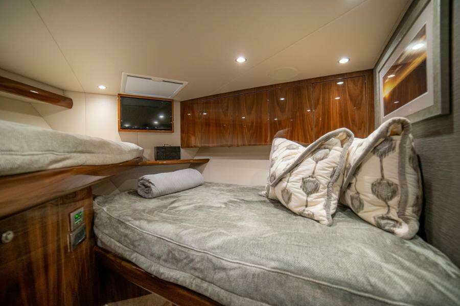 2020 Viking 58 Convertible - Amarula Sun