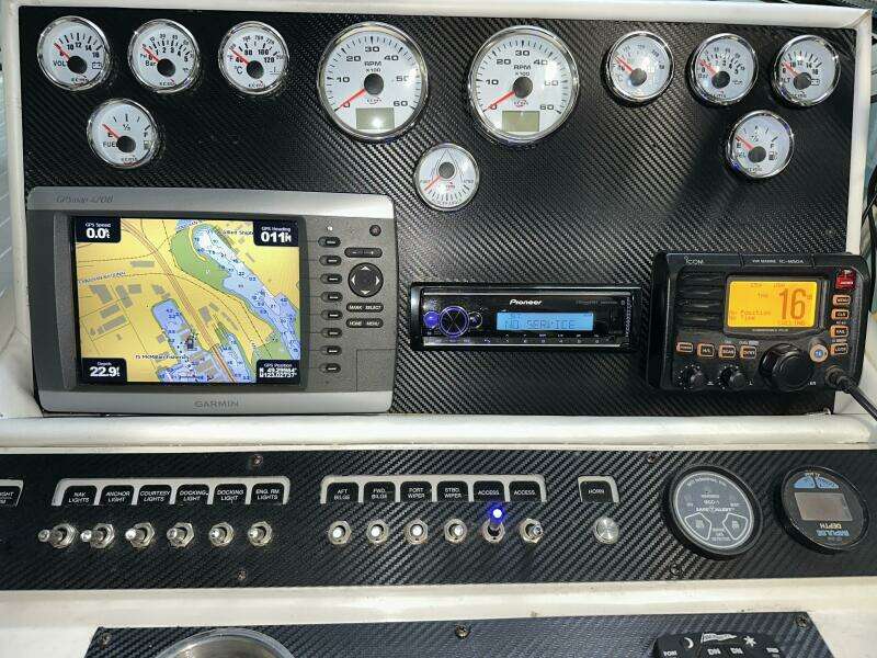 34ft Wellcraft Yacht For Sale