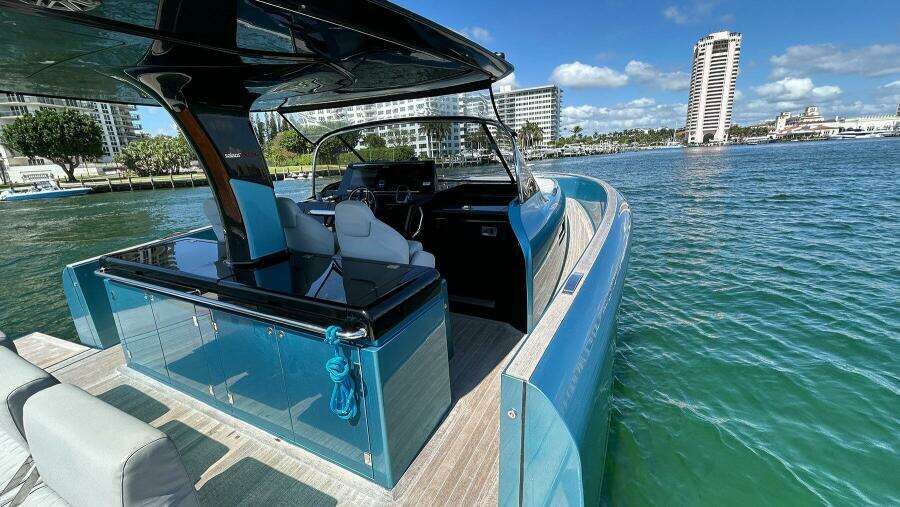 44ft Solaris Yacht For Sale