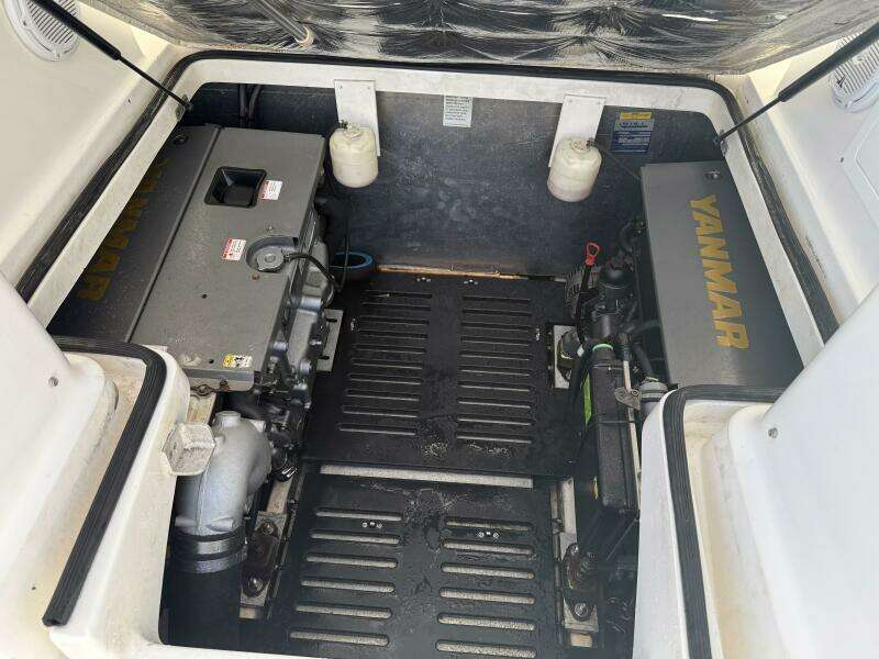 Drifter 28ft Luhrs Yacht For Sale Drifter 28ft Luhrs Yacht For Sale