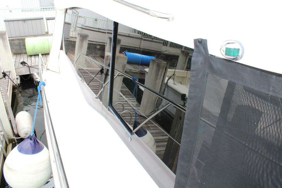 42ft Regal Yacht For Sale