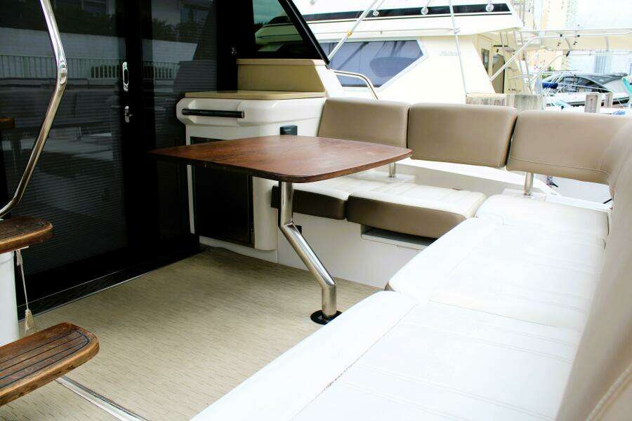 42ft Regal Yacht For Sale