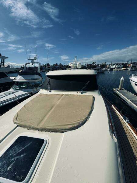 TRUE STORY 51ft Mochi Craft Yacht For Sale