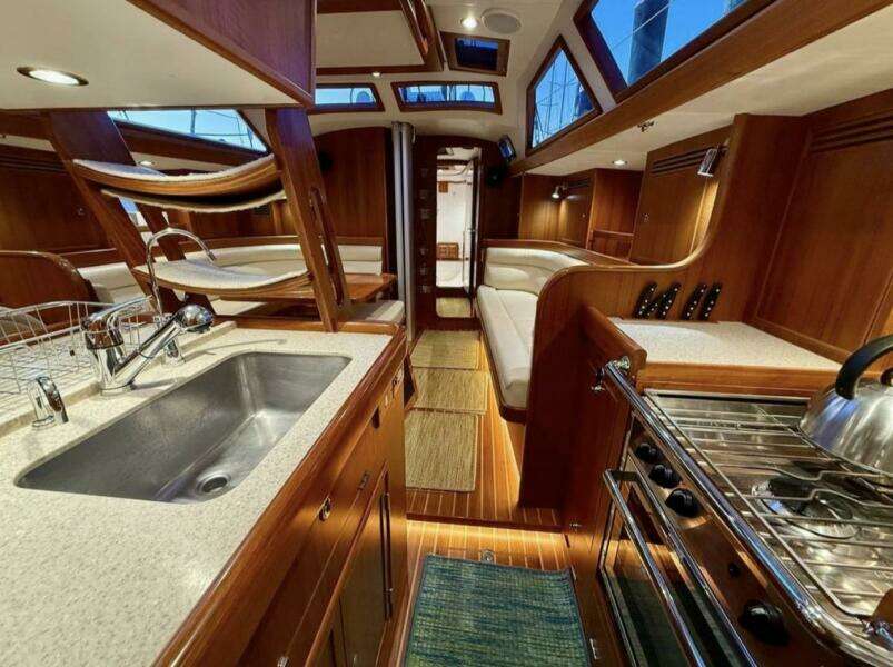 Hylander 46ft Hylas Yacht For Sale