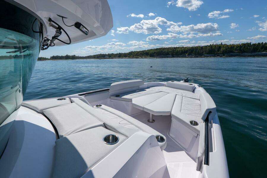 Stock 42 29ft Axopar Yacht For Sale