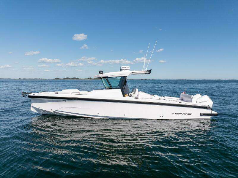 Stock 42 29ft Axopar Yacht For Sale