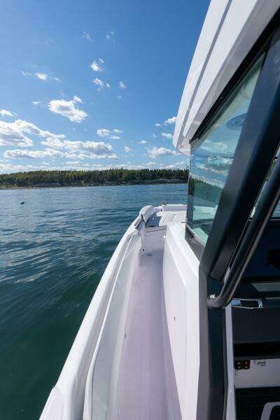 Stock 42 29ft Axopar Yacht For Sale