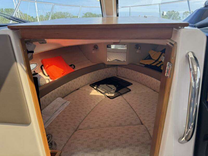 24ft Cutwater Yacht For Sale