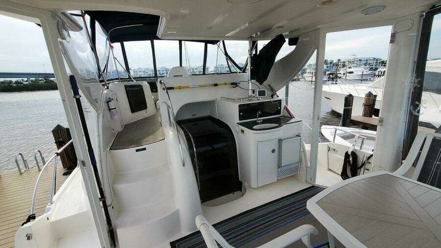 Sundeck Forward