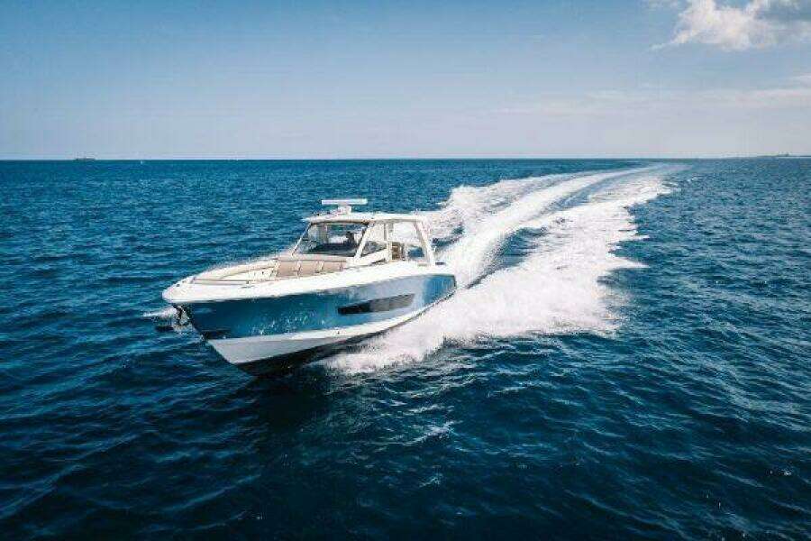 42ft Boston Whaler Yacht For Sale