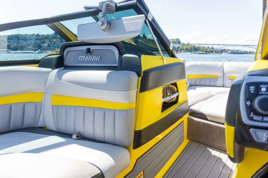 MALIBU MKZ 24ft Malibu Yacht For Sale