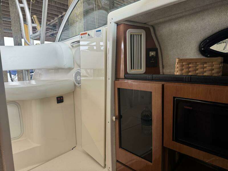 29ft Wellcraft Yacht For Sale