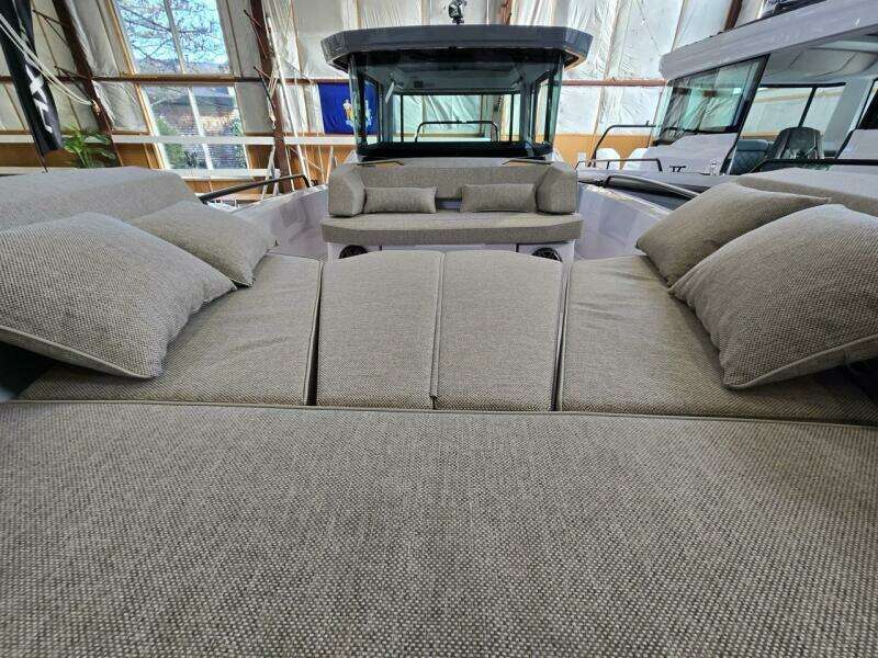 Axopar 29 Cross Cabin Stock 45 29ft Axopar Yacht For Sale