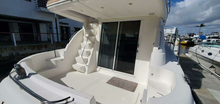 Chelarious 41ft Meridian Yacht For Sale