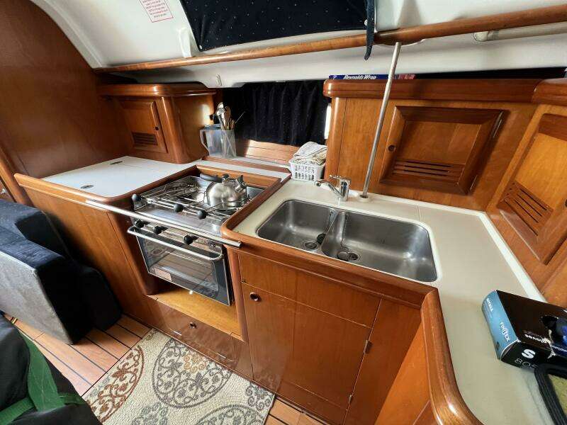 PUA 41ft Beneteau Yacht For Sale