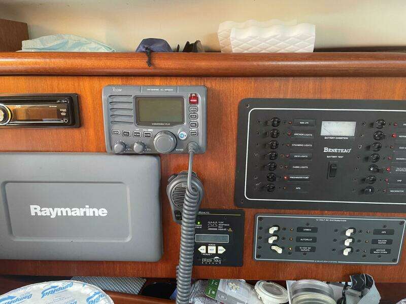 33ft Beneteau Yacht For Sale