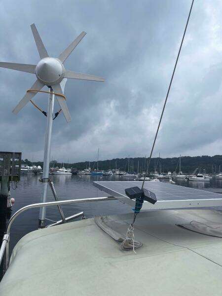 33ft Beneteau Yacht For Sale