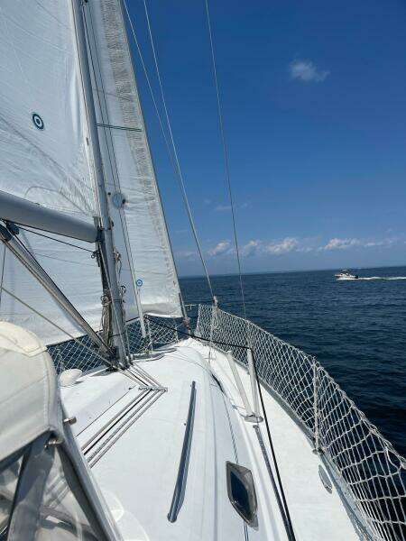 33ft Beneteau Yacht For Sale