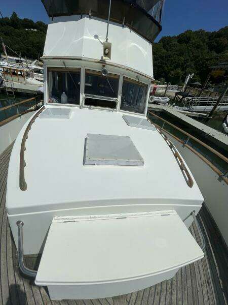 42ft Grand Banks Yacht For Sale