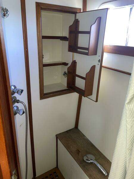 42ft Grand Banks Yacht For Sale