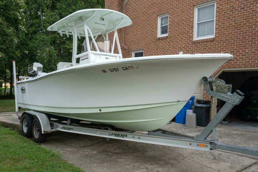 22ft Sea Hunt Yacht For Sale