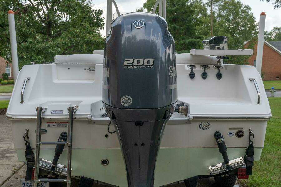 22ft Sea Hunt Yacht For Sale