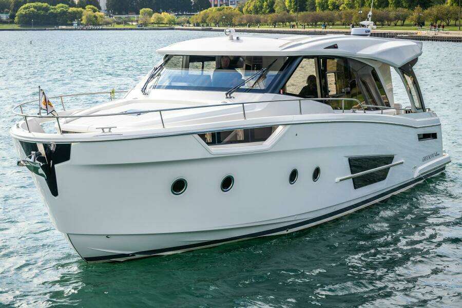 Scotts n Water 45ft Greenline Yacht For Sale