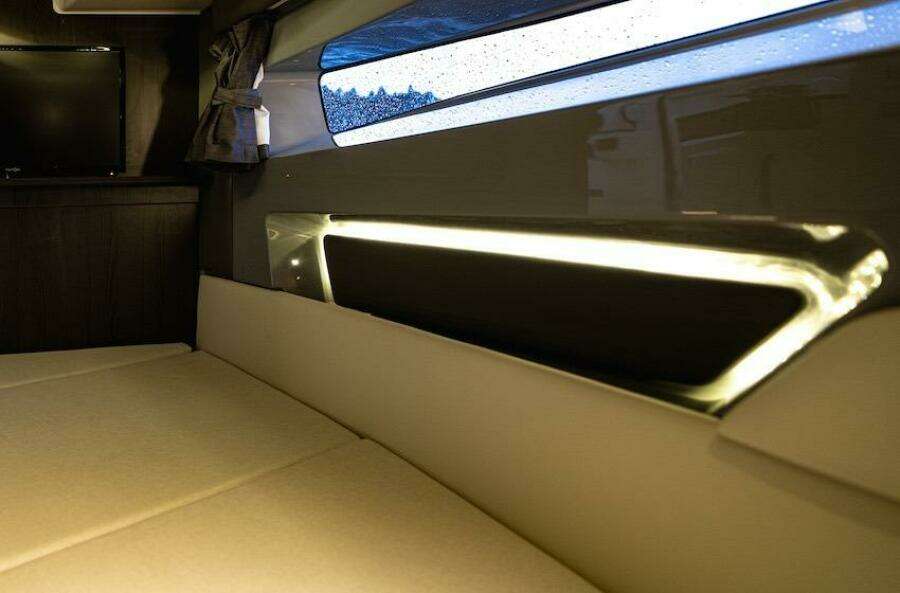 33ft Navan Yacht For Sale