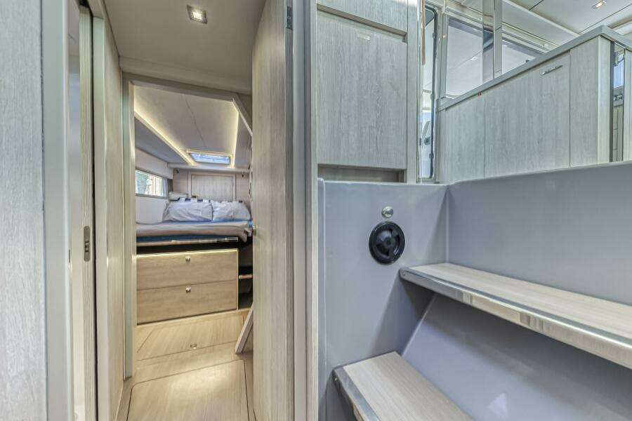 45ft Leopard Yacht For Sale
