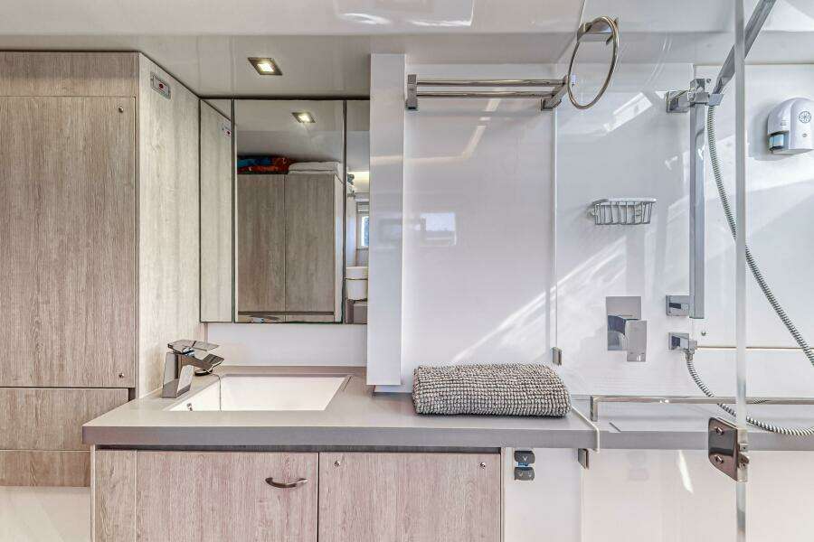 45ft Leopard Yacht For Sale