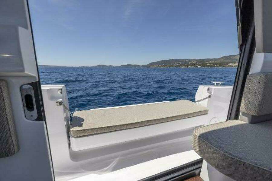 45ft Axopar Yacht For Sale