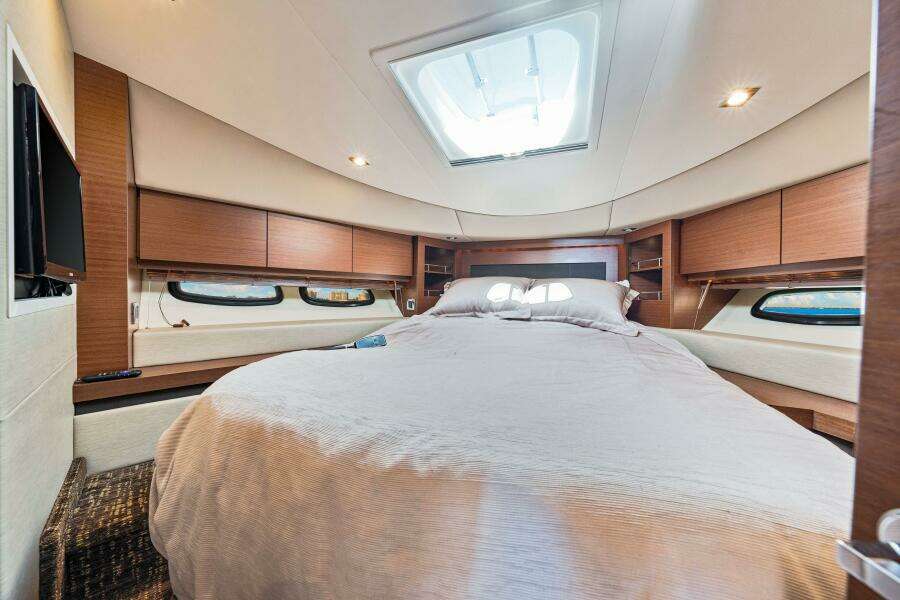 AWOL V 51ft Sea Ray Yacht For Sale