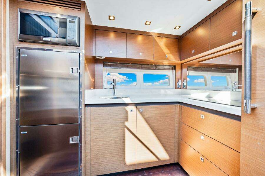 AWOL V 51ft Sea Ray Yacht For Sale