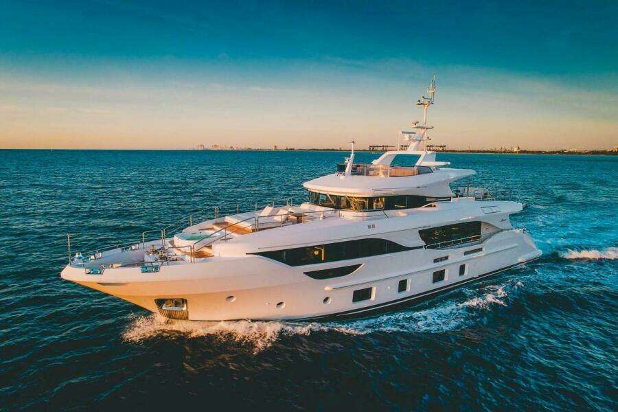 95ft Benetti Yacht For Sale