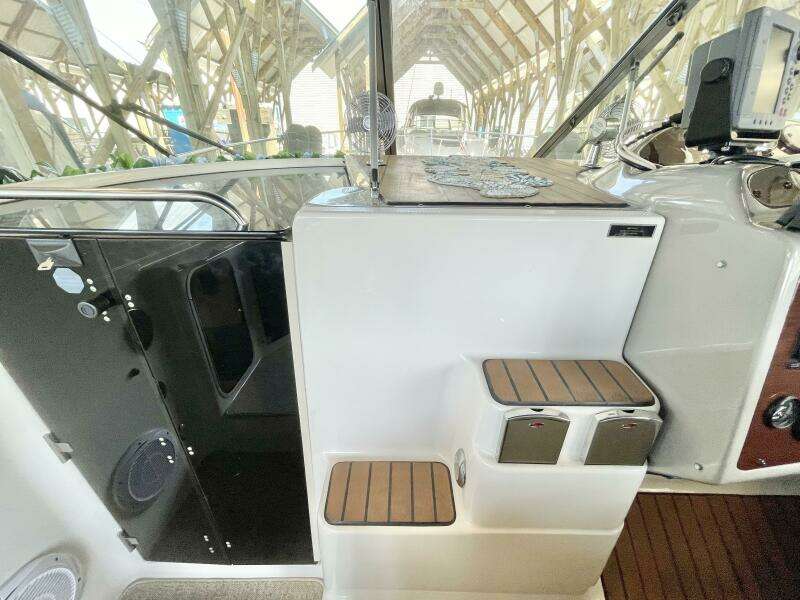 Hailey Brae 39ft Maxum Yacht For Sale