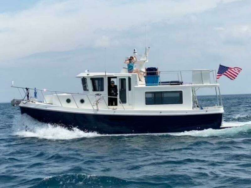 RESOLUTE 37ft American Tug Yacht For Sale