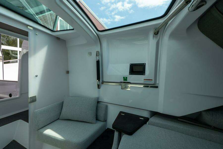 Stock 18 37ft Axopar Yacht For Sale