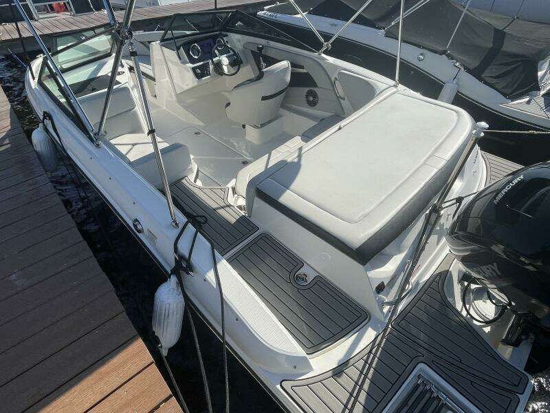 19ft Sea Ray Yacht For Sale