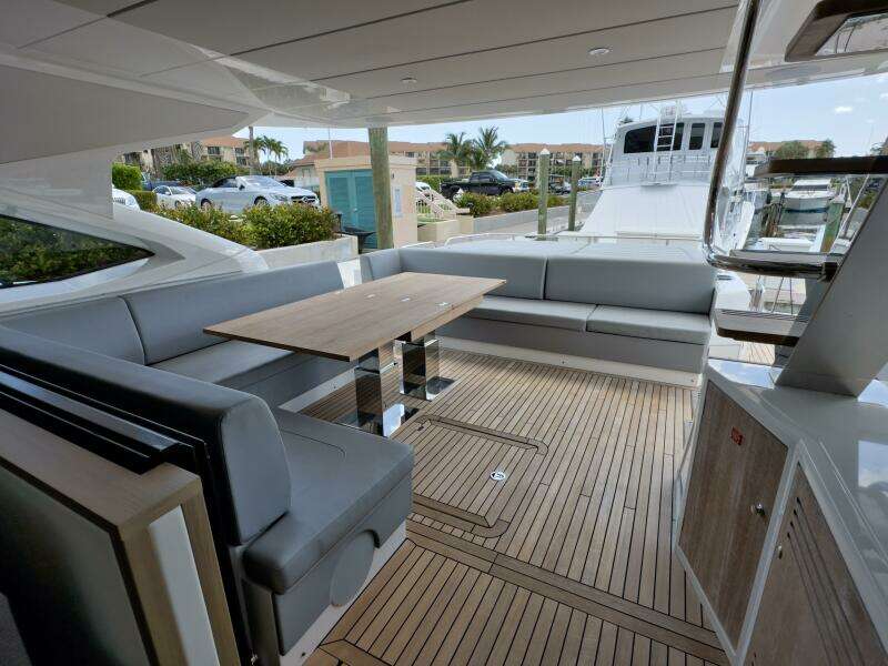 74ft Sunseeker Yacht For Sale