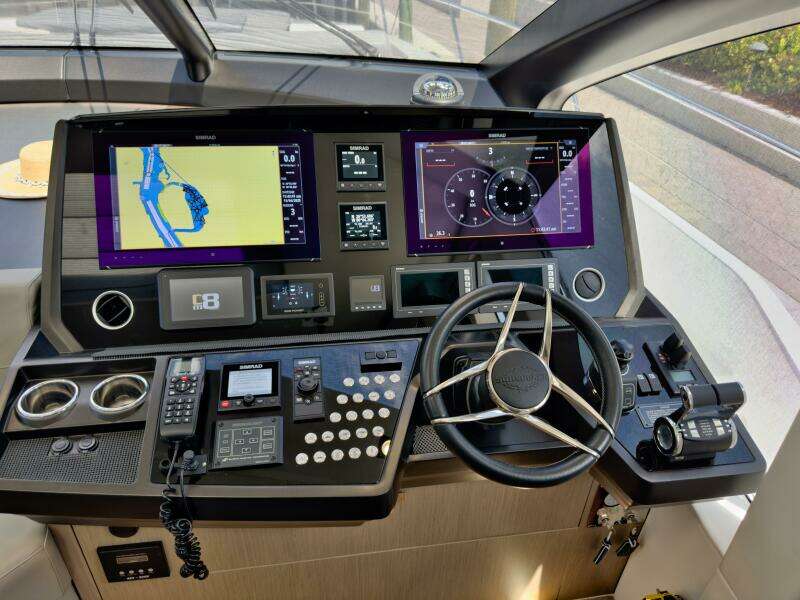74ft Sunseeker Yacht For Sale