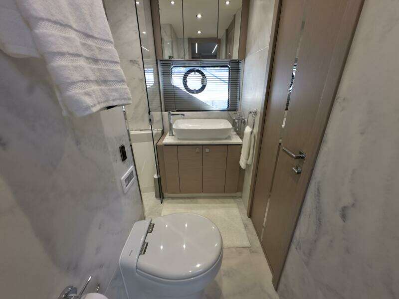 74ft Sunseeker Yacht For Sale