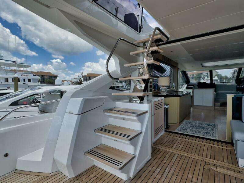 74ft Sunseeker Yacht For Sale