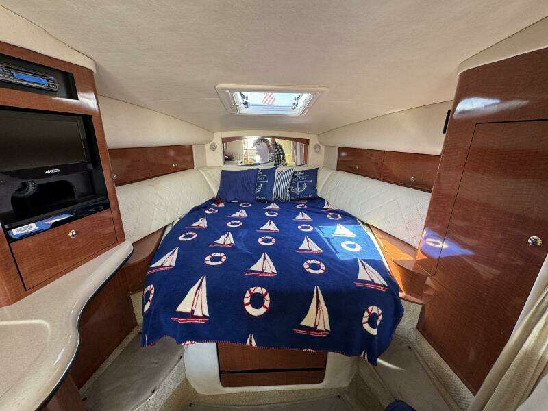 35ft Sea Ray Yacht For Sale