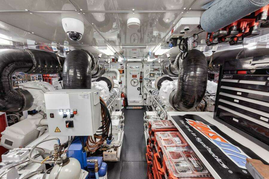 120ft Palmer Johnson Yacht For Sale