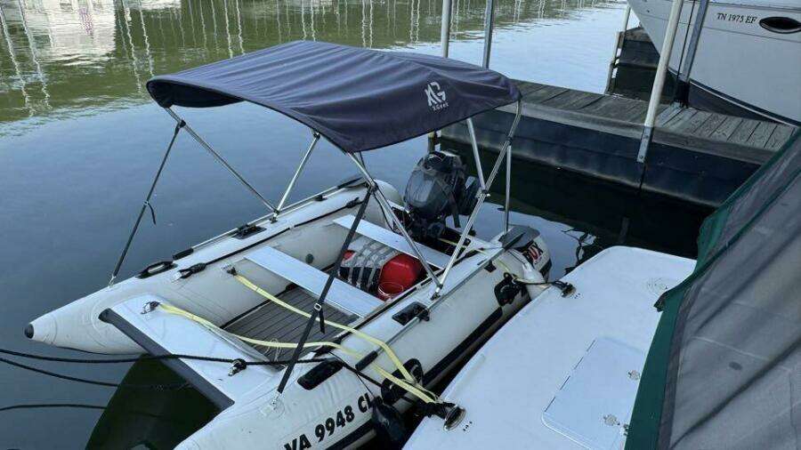 2000 Nordic Tug 42 Tender