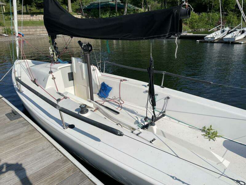 1021 23ft J Boats Yacht For Sale