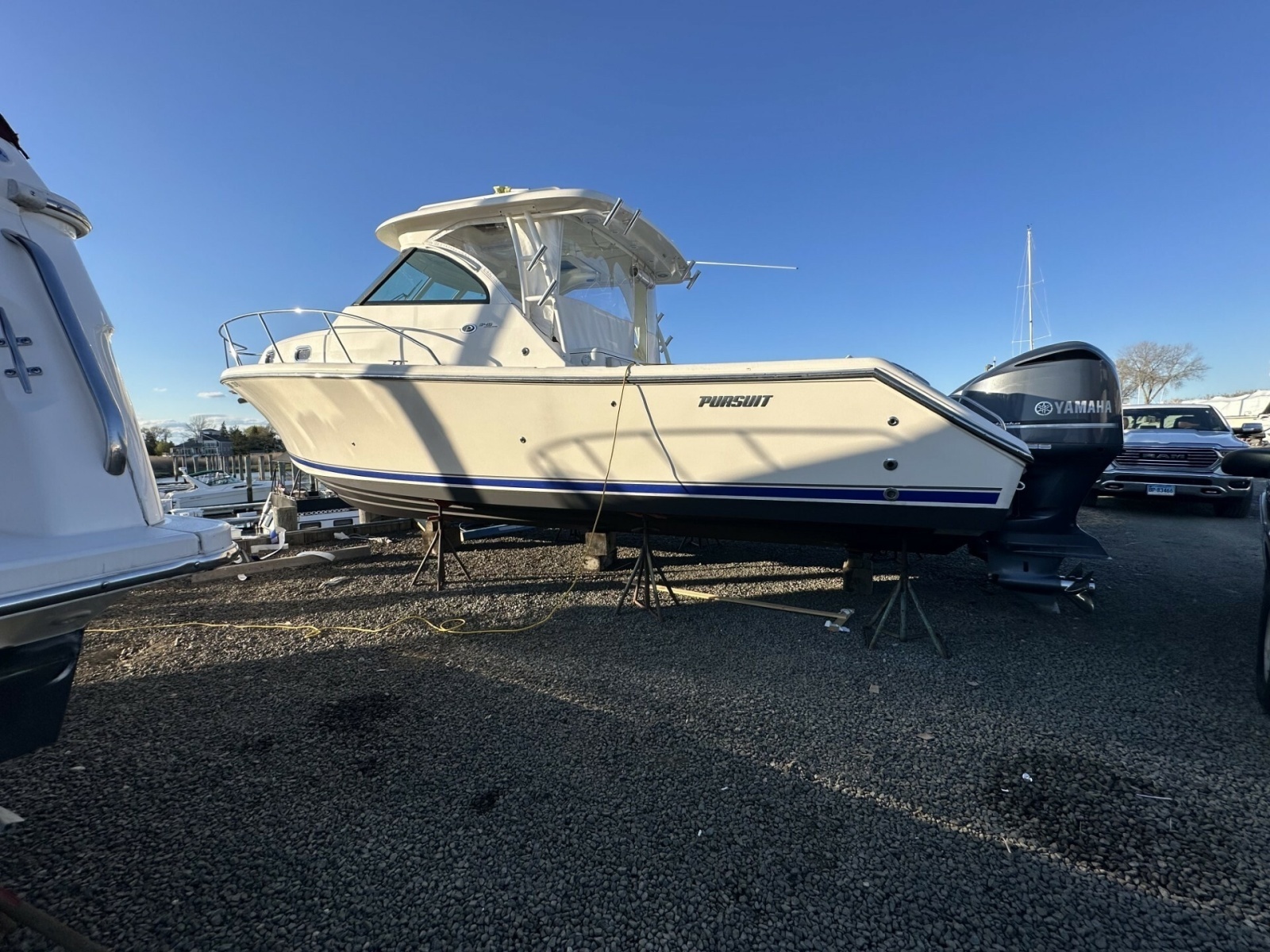 2013 Pursuit 345 Offshore