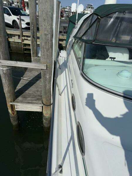 We got lucky 37ft Sea Ray Yacht For Sale