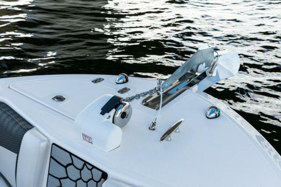 2023 Wellcraft 222F